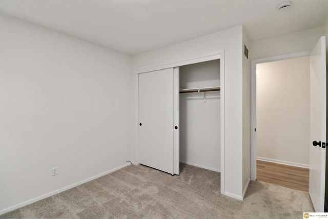 2404 Circletown Place, Bellevue, NE 68123