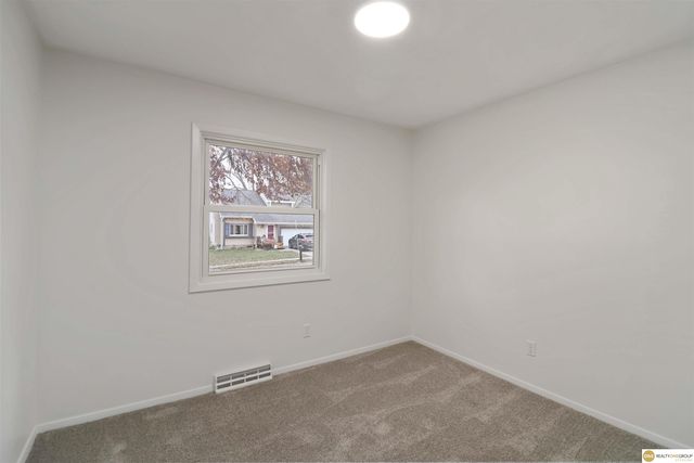 2404 Circletown Place, Bellevue, NE 68123