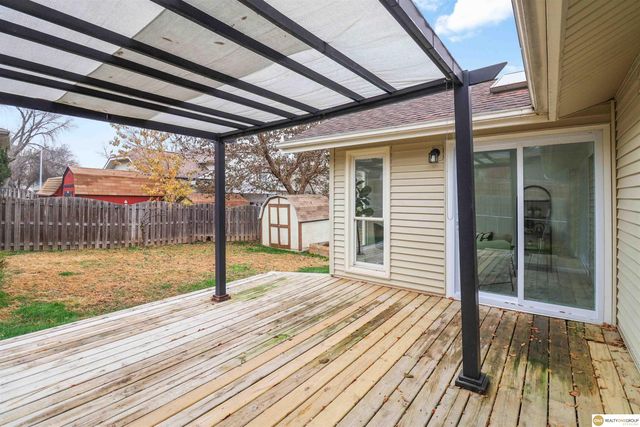 2404 Circletown Place, Bellevue, NE 68123