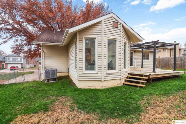 2404 Circletown Place, Bellevue, NE 68123