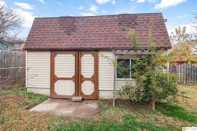 2404 Circletown Place, Bellevue, NE 68123