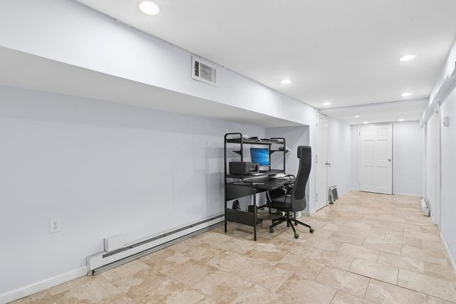 954 PARK Place, New York City, NY 11213