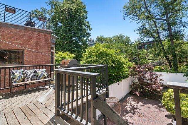 954 PARK Place, New York City, NY 11213