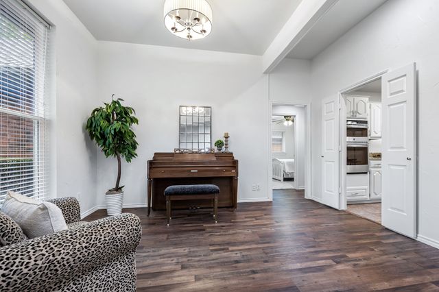 4206 N Hill Drive, Carrollton, TX 75010