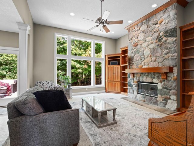 12408 Hawkins Way, Fort Wayne, IN 46814