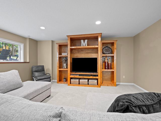 12408 Hawkins Way, Fort Wayne, IN 46814