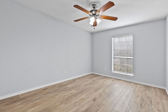 2401 Farr Street, Caddo Mills, TX 75135