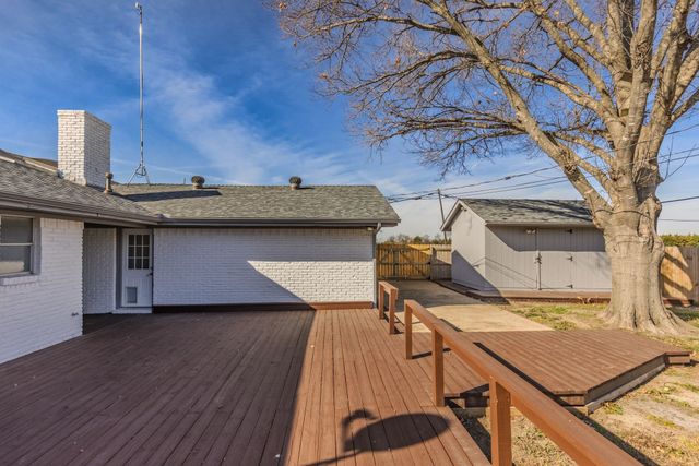 2401 Farr Street, Caddo Mills, TX 75135