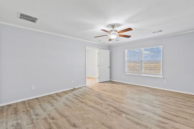 2401 Farr Street, Caddo Mills, TX 75135