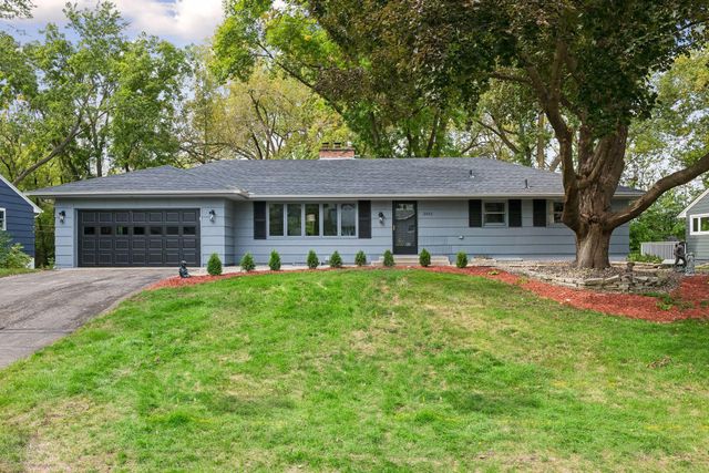 5932 Walnut Drive, Edina, MN 55436
