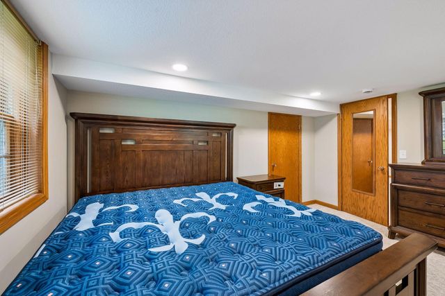 5932 Walnut Drive, Edina, MN 55436