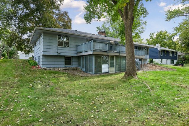 5932 Walnut Drive, Edina, MN 55436