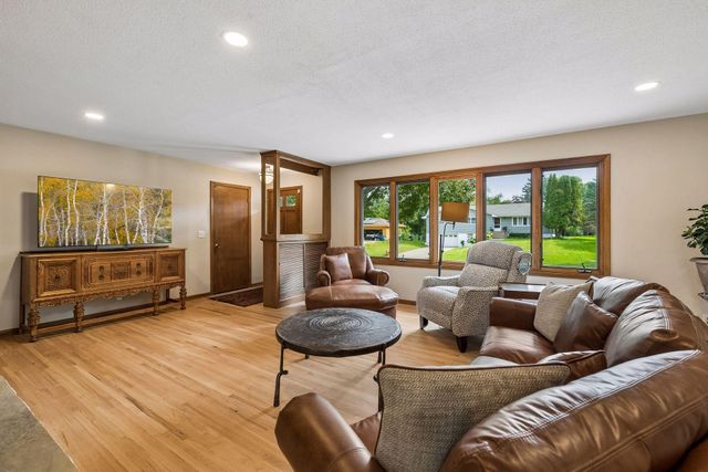 5932 Walnut Drive, Edina, MN 55436