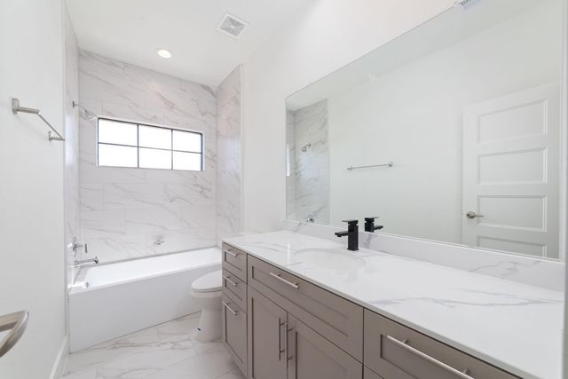 11924 N Hoa Sen Circle, Houston, TX 77072