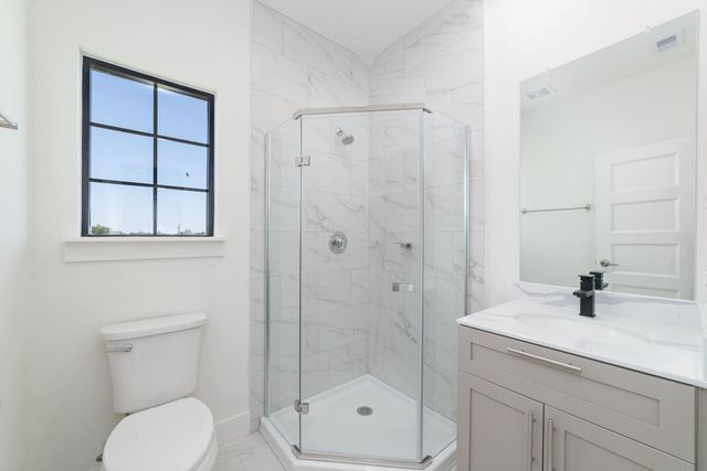 11924 N Hoa Sen Circle, Houston, TX 77072