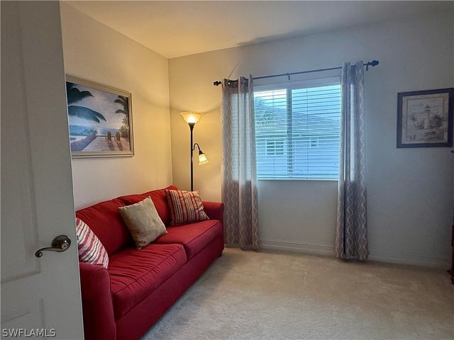 7823 Regal Heron CIR 9, Naples, FL 34104