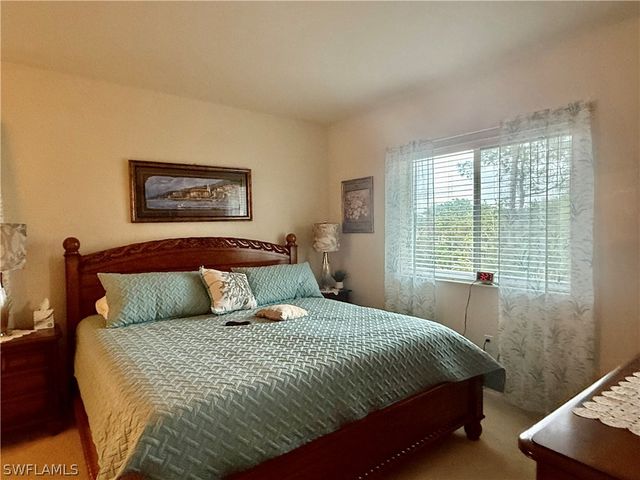 7823 Regal Heron CIR 9, Naples, FL 34104