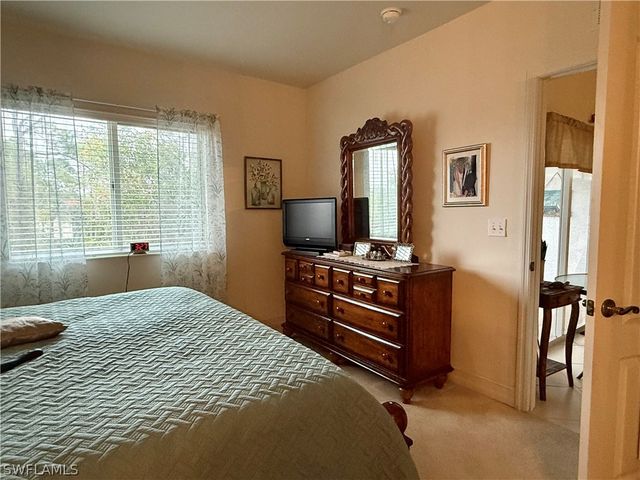 7823 Regal Heron CIR 9, Naples, FL 34104