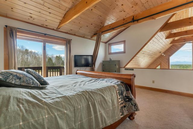 59 Effingham Road, Ossipee, NH 03864