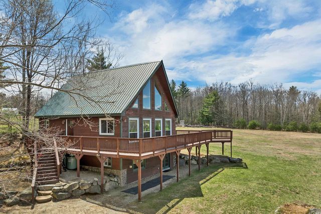 59 Effingham Road, Ossipee, NH 03864