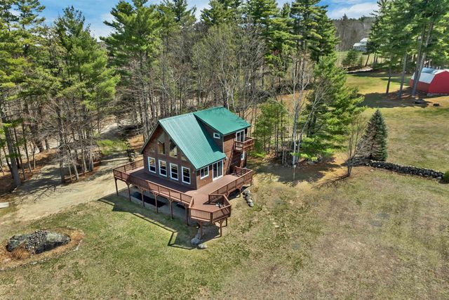 59 Effingham Road, Ossipee, NH 03864