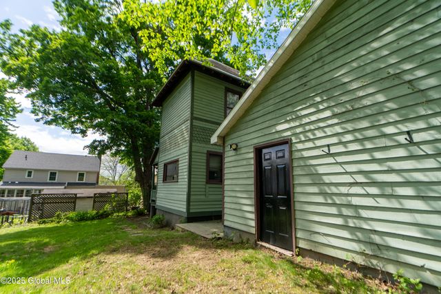 14 Pleasant Street, Ballston Spa, NY 12020