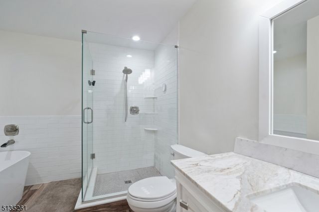 24 Davenport Pl, Morris Twp., NJ 07960