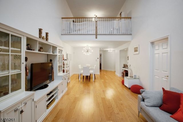 24 Davenport Pl, Morris Twp., NJ 07960