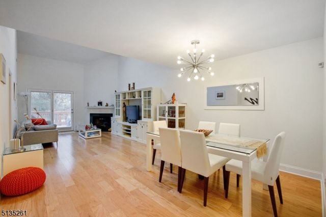 24 Davenport Pl, Morris Twp., NJ 07960