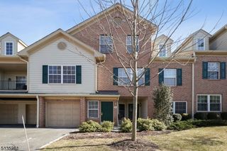 24 Davenport Pl, Morris Twp., NJ 07960
