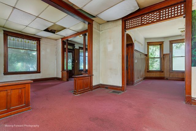 11808 S Emerald Avenue, Chicago, IL 60628