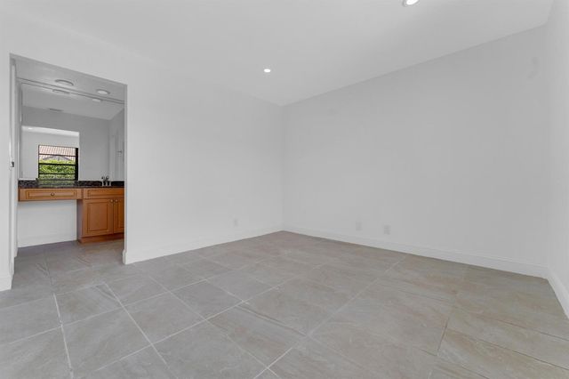 10084 Camelback Lane, Boca Raton, FL 33498