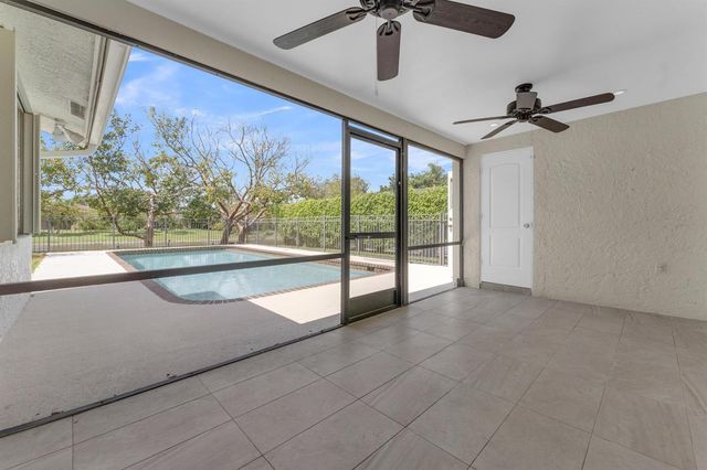 10084 Camelback Lane, Boca Raton, FL 33498