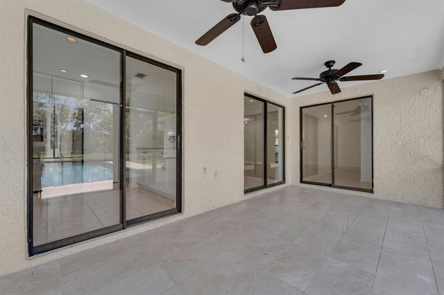 10084 Camelback Lane, Boca Raton, FL 33498