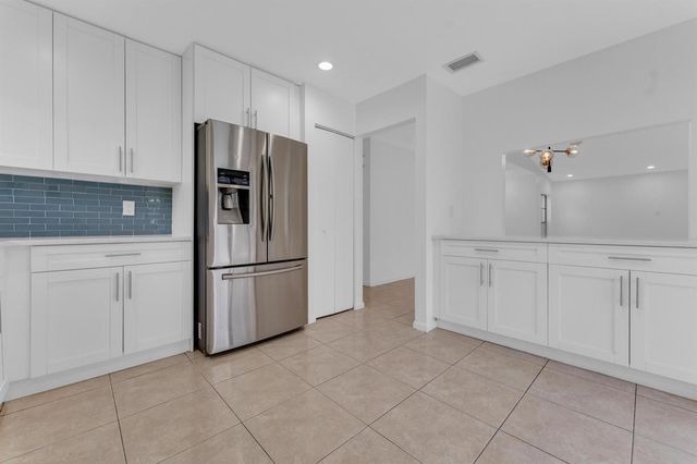 10084 Camelback Lane, Boca Raton, FL 33498