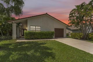 10084 Camelback Lane, Boca Raton, FL 33498