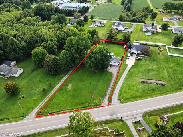 11860 Columbiana Canfield Road, Columbiana, OH 44408