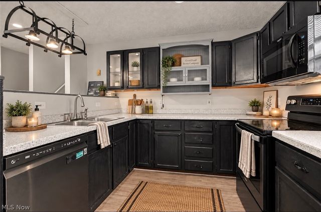 11860 Columbiana Canfield Road, Columbiana, OH 44408