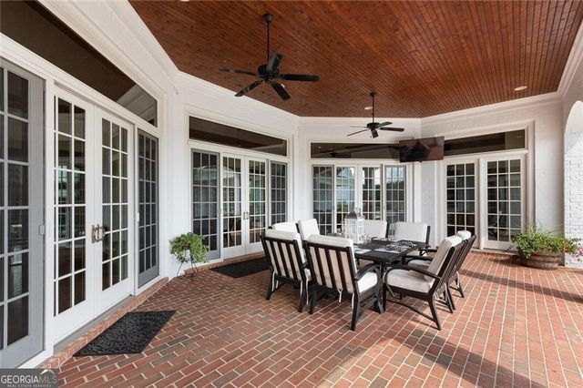 211 Darby Road SW, Calhoun, GA 30701