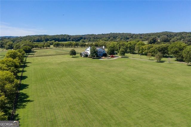 211 Darby Road SW, Calhoun, GA 30701