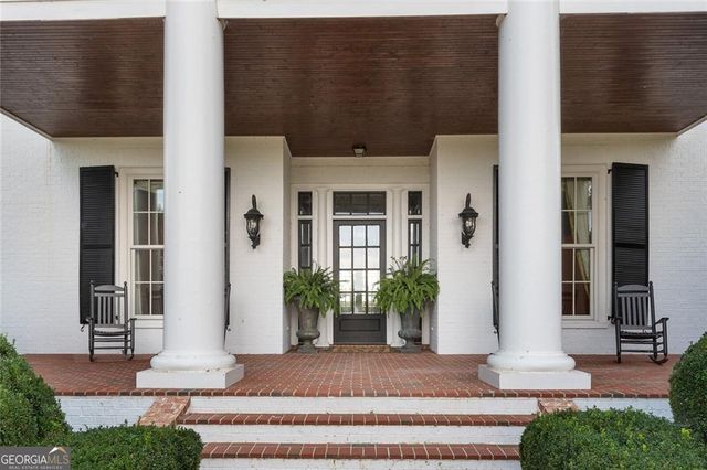 211 Darby Road SW, Calhoun, GA 30701