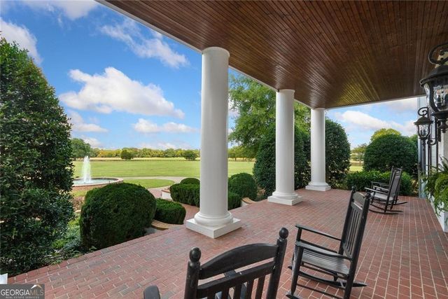 211 Darby Road SW, Calhoun, GA 30701