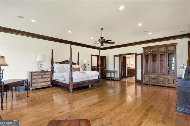 211 Darby Road SW, Calhoun, GA 30701
