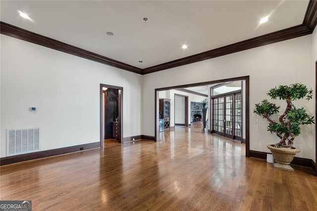 211 Darby Road SW, Calhoun, GA 30701