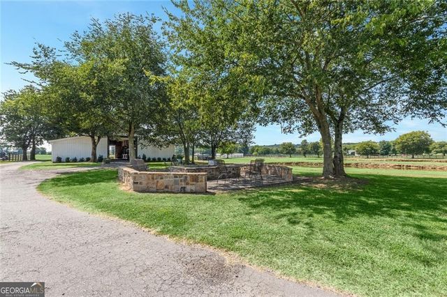 211 Darby Road SW, Calhoun, GA 30701
