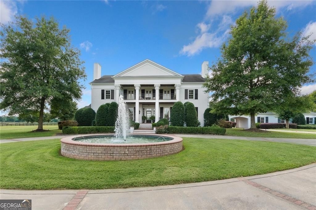 211 Darby Road SW, Calhoun, GA 30701