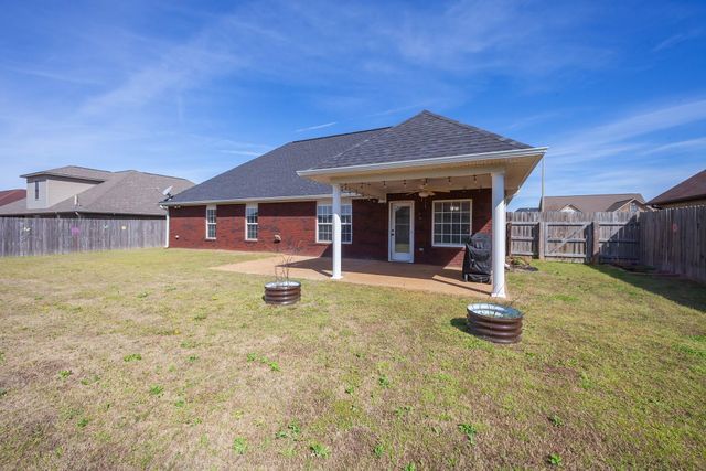 346 VISTA DR, Medina, TN 38355