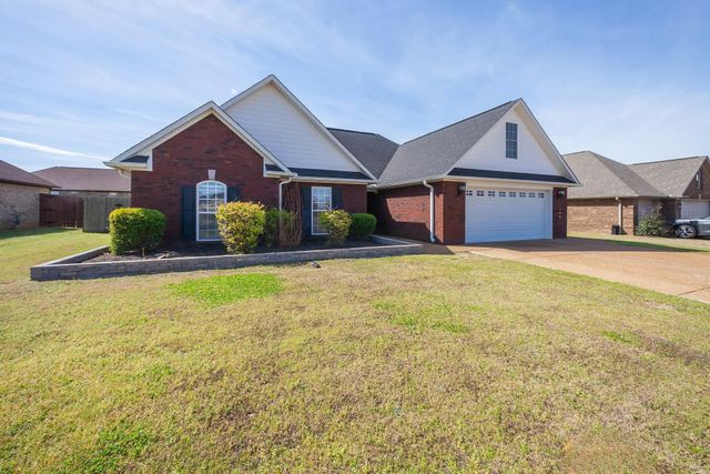 346 VISTA DR, Medina, TN 38355
