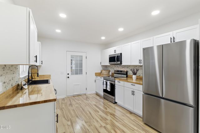 604 Oak Street, Fuquay Varina, NC 27526