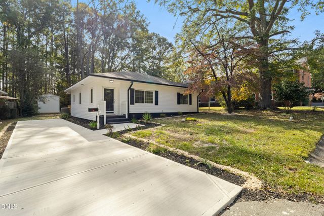 604 Oak Street, Fuquay Varina, NC 27526